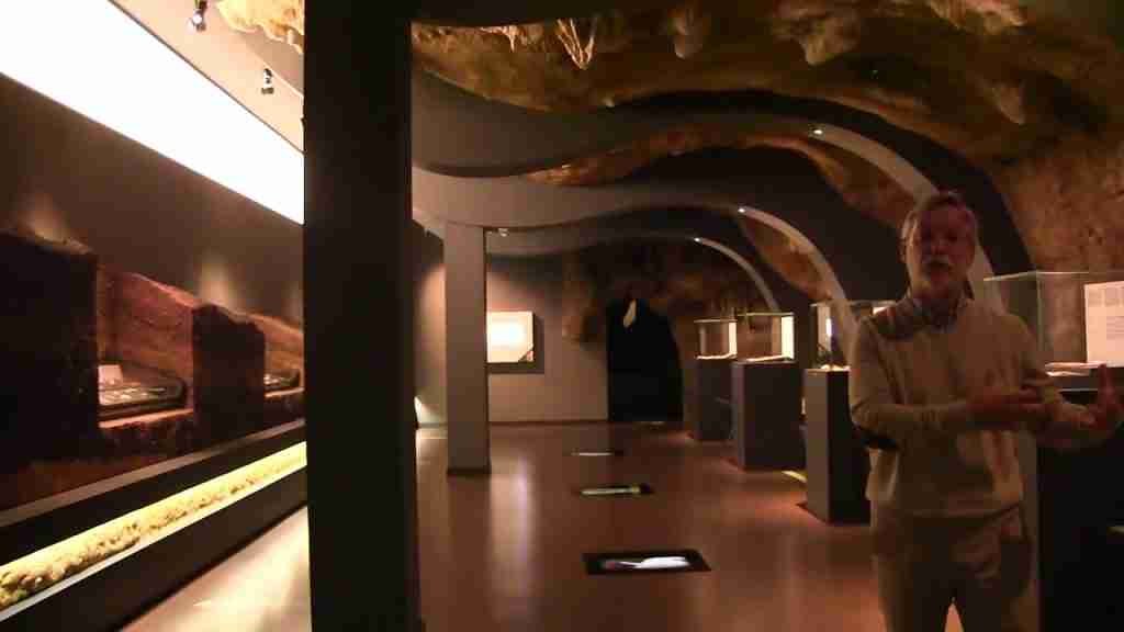 MUSEO DE PREHISTORIA Y ARQUEOLOGÍA DE CANTABRIA