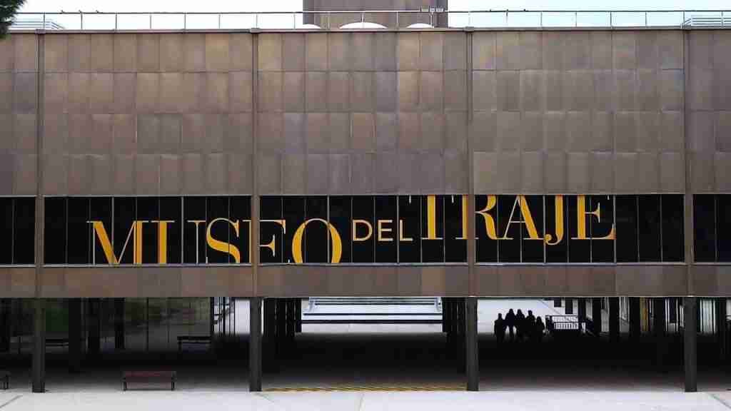 MUSEO DEL TRAJE