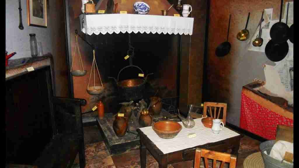 MUSEO ETNOLÓGICO DE MENASALBAS