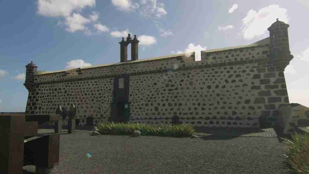 MUSEO INTERNACIONAL DE ARTE CONTEMPORÁNEO MIAC